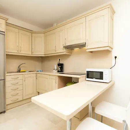 Lejlighed Fewo Fur 5 Personen In Einer Anlage Im Suden Von Teneriffa *